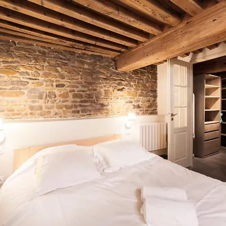 Appartement La Grotte De La Baleine Du Vieux Ail *